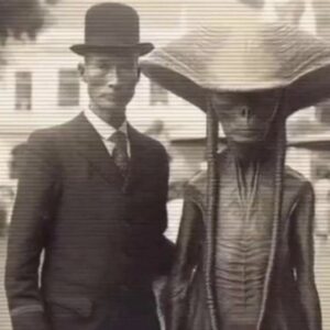 Strange photo of John D. Rockefeller during his first contact with aliens.