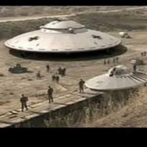 Alleged 100% Real UFO FBI Proof – Alive Aliens UFO Crash Filmed By Cops – Extraterrestrials Are Here. (video)