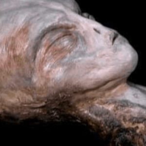 Alien mothers discovered in a cave on the Nazca plateau