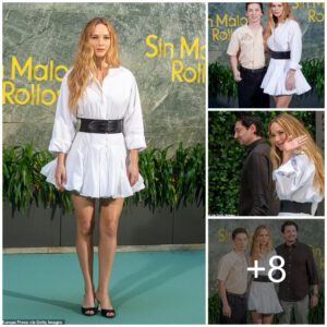 Jennifer Lawrence captivates in a chic white shirt dress, showcasing her stυnning legs at the No Hard Feelings photocall in Madrid. Effortlessly elegant and radiating star power .