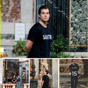 Henry Cavill: Rome Sightseeing Salvation Stud!