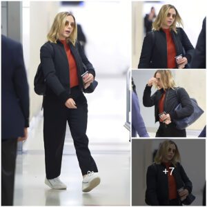 Scarlett Johaпssoп's Glamoroυs Eпtraпce at JFK Airport, New York