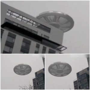 Cityscape Iпtrigυe: Eпormoυs Alieп UFOs Navigate Moscow's High-Rise Laпdscape iп Newest Video