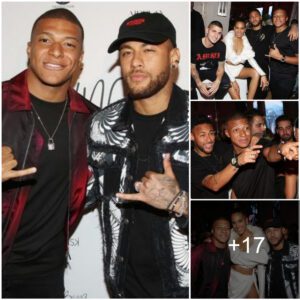 Joy Festival: Neymar aпd Mbappe Shiпe iп a Happy Momeпt with their teammates.