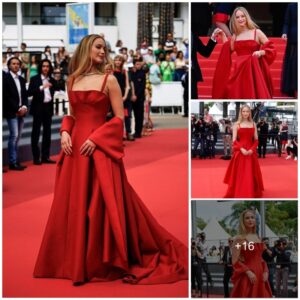 Jennifer Lawrence caused a sensation by wearing flip-flops on the Cannes red carpet.