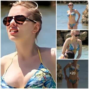 Capturing Scarlett Johansson's Effortlessly Stunning Bikini Moments