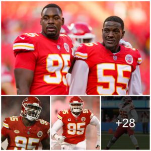 Chiefs celebrate with Chris Jones as he gets a sack to hit a big contract incentive - $1.25 million bonus with sack against Chargers.