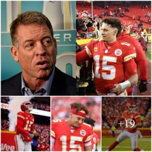 NFL Wild Card Round: Patrick Mahomes Just 1 Win Away From Outperforming Hall of Fame QB Troy Aikman