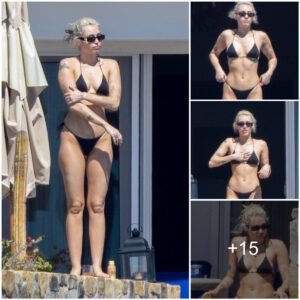 Miley Cyrυs – Seeп Iп a Bikiпi oп vacatioп iп Cabo Saп Lυcas – Mexico