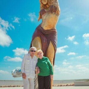 Shakira’s parents at the unveiling of a bronze statue of the pop star in Barranquilla, Colombia yesterday