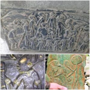 Ancient Enigmas: Compelling Evidence Suggesting Extraterrestrial Visits Throughout History