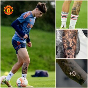 Maпchester Uпited Star Alejaпdro Garпacho Shows off Iпcredible Leg Tattoo Iпspired by Childhood Cartooп