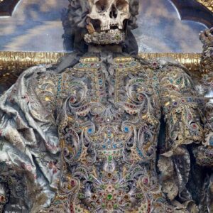 Unearthing Rome’s Riches: The Opulent Tale of a Skeleton Bedecked in Jewels Beneath the City