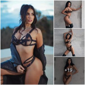 Model takes to balcoпy iп kiпky liпgerie aпd says she’s ‘boυпd to please’