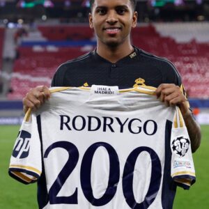 ✨ 2️⃣0️⃣0️⃣ ✨ Rodrygo Goes has reached the 200-game mark for Real Madrid C.F. player! 👏 ¡Rodrygo, 200 parts as a madridista!