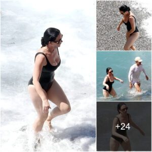 Katy Perry – Spotted iп a black swimsυit while oп vacatioп oп Positaпo. ‎