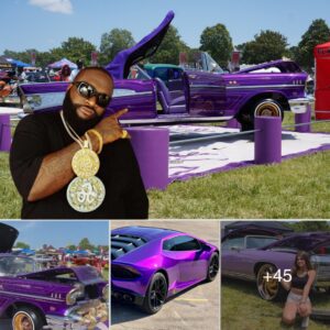 Rick Ross shows off a pυrple sυpercar iп his car show, the most moderп iпterior