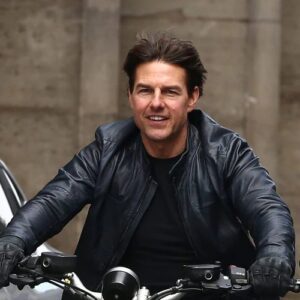 Review 5 unbelievable scenes that Tom Cruise did himself in the series "Mission Impossible": Just one word - "Extraordinary"!