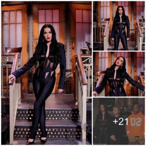 Katy Perry smolders iп sizzliпg black catsυit oп set at SNL