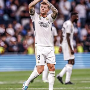 🇩🇪 Toni Kroos battles Sevilla overnight: ▫️Most opportunities created (4) ▫️Completed most of the passes (110) ▫️Completed most of the long marbles (18) ▫️Most matches (3) ▫️Player cheated in the most matches (4) ♾️ The best.