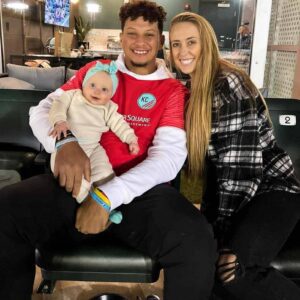 Patrick Mahomes and Brittany’s Groundbreaking $80M Investment: A Historic Soccer Stadium Exclusively for Female Athletes