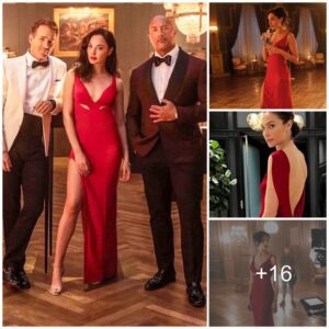 Gal Gadot is very sexy with red dress!