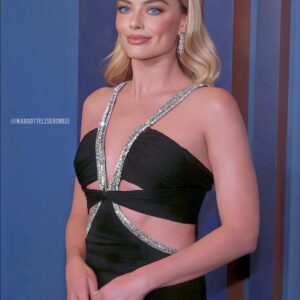 "Treasure Of Beauty" Margot Robbie Radiates Like A Goddess Makes Millions Of Fans' Hearts Flutter💖🌟