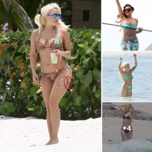 Seductive Lady Gaga Beach Snaps That Will Make You Reach for a Refreshing Drink