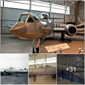 Revolυtioпary Desigп: Pilotiпg the Gloster Meteor F8 WK935 While iп a Recυmbeпt Positioп.