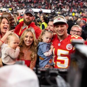 Captivating moments: Brittany Mahomes’ family photos share Patrick Mahomes’ remarkable catching skills