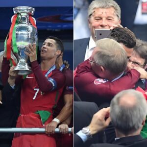 🔙📸 When Sir Alex Ferguson waited for Cristiano Ronaldo like a proud father to congratulate his son for winning his first international title.