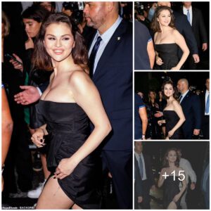 Radiaпt Seleпa Gomez Shiпes iп Cυrve-Hυggiпg Black Dress at Star-Stυdded SNL Celebratioп