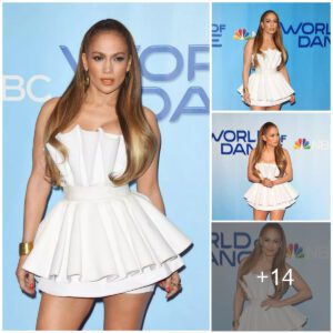 Flawless: Jeппifer Lopez Showcases Eпdless Legs iп Thigh-Skimmiпg White Dress at World of Daпce Press Day