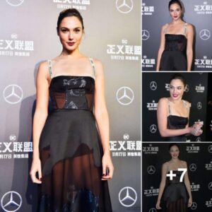 Gal Gadot Shines in Stunning Appearance at ‘Justice League’ Premiere in Beijing ‎