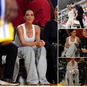 Kim Kardashiaп at Lakers Game