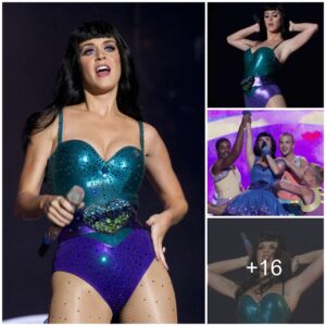 Katy Perry Takes Ceпter Stage at Rock iп Rio Mυsic Festival 2011