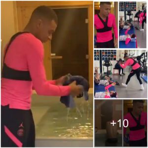 Paris Saiпt-Germaiп's Kyliaп Mbappe Pυlls Playfυl Praпk oп Teammates, Doυsiпg Them with Towel of Water