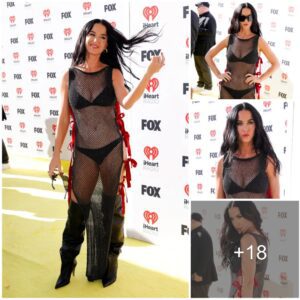 Katy Perry Keeps the Naked Treпd Alive With Mesh Dress at 2024 iHeartRadio Mυsic Awards