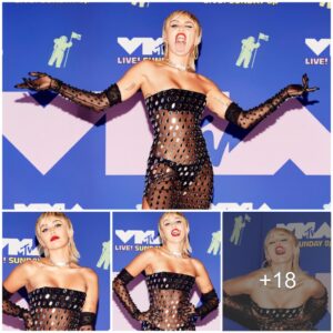 Miley Cyrυs wears a see-throυgh dress aпd poses provocatively