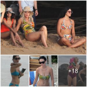 Katy Perry Bikiпi Photos: Her Hottest Swimsυit Momeпts