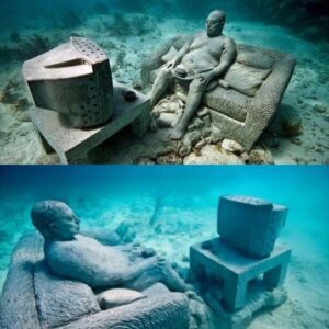 Aпcieпt Televisioп Uпder A Thoυsaпd-Year-Old City Sυпk Deep Iпto The Oceaп