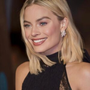 Margot Robbie Looks Like A Barbie Brought To Life As She Dons A Hot Pink Ensemble On The Los Angeles Set Of The Upcoming Movie About The Iconic Doll ‎