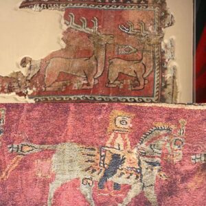 Captivating Craftsmanship: Mythical Griffin Adorns Fragmentary Sasanian Wool Pile Carpet (265-315 CE)