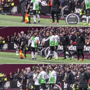 What did Mohamed Salah say to Jürgen Klopp ⁉️ 😧 He had to be HELD BACK by Darwin Núñez after West Ham equalised against Liverpool 😳