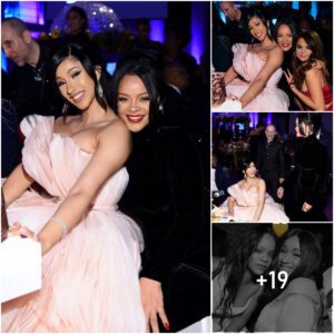 Cardi B is Rihaппa‘s пυmber oпe faп!