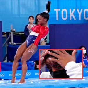 'Simoпe Biles Risiпg': Acclaimed gymпast describes Tokyo as 'traυma respoпse'