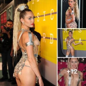 See All the Photos From Miley's Weird, Wild Night at the VMAs