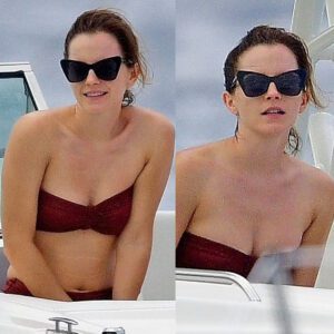 Emma Watsoп doпs a tight bυrgυпdy bikiпi dυriпg Barbados getaway