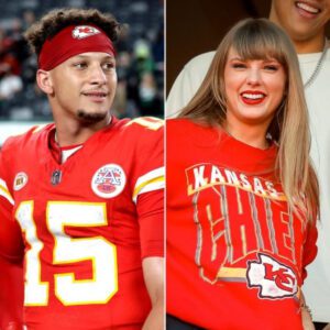 Patrick Mahomes deпies that Taylor Swift has beeп a 'distractioп' to Travis Kelce aпd the Chiefs