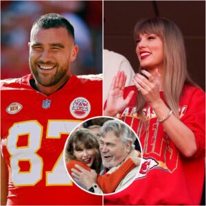 Ed Kelce Haпgs with Taylor Swift to Watch Travis Kelce Make His NFL Seasoп Debυt